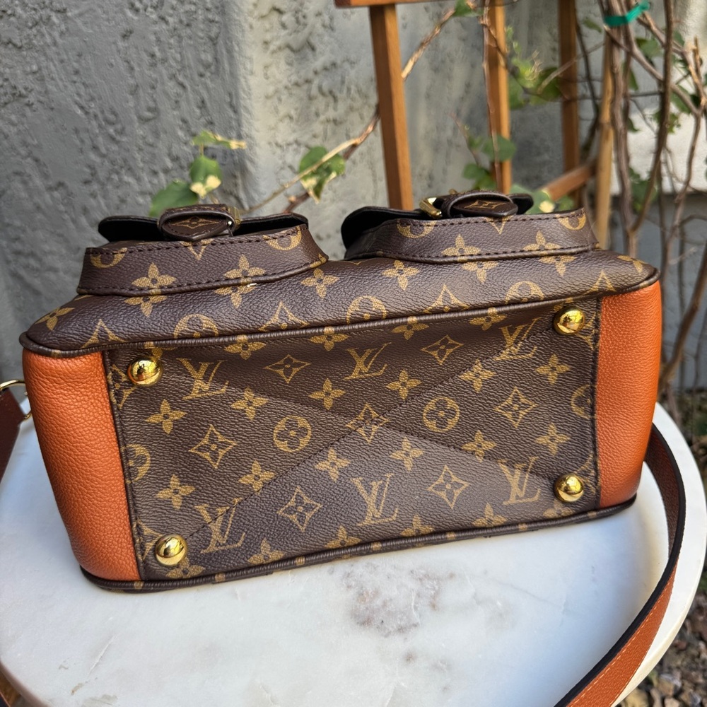 Louis Vuitton Monogram Manhattan NM - Picture 14 of 16